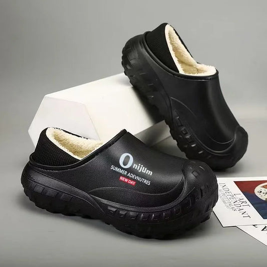 Pantoufles d'hiver pour hommes, moelleuses, imperméables et doublées en polaire, pour une utilisation intérieure et extérieure.